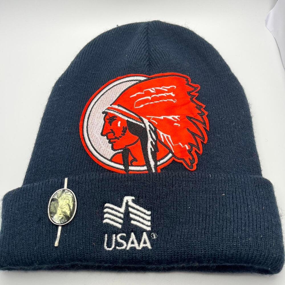 Black red indian beanie